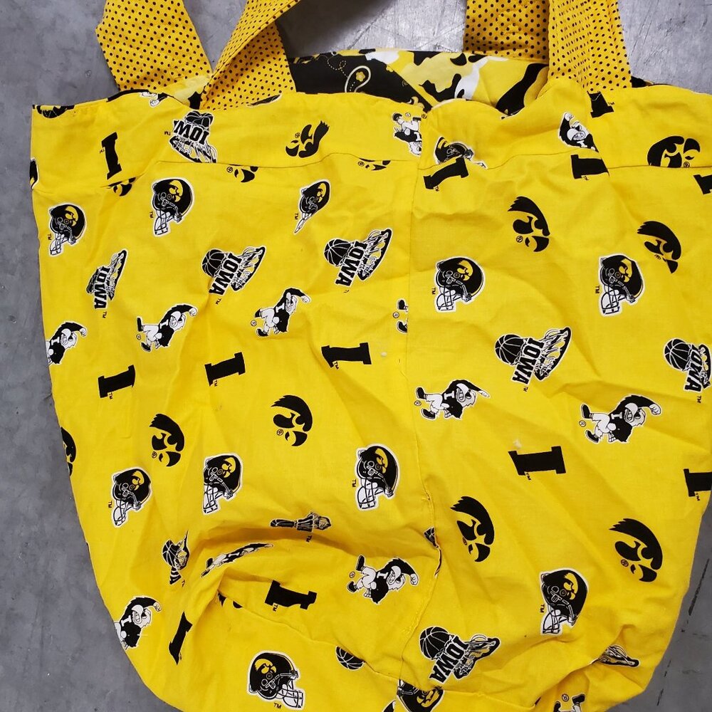 Handcrafted Iowa Hawkeyes Patchwork Tote Bag Yell… - image 2